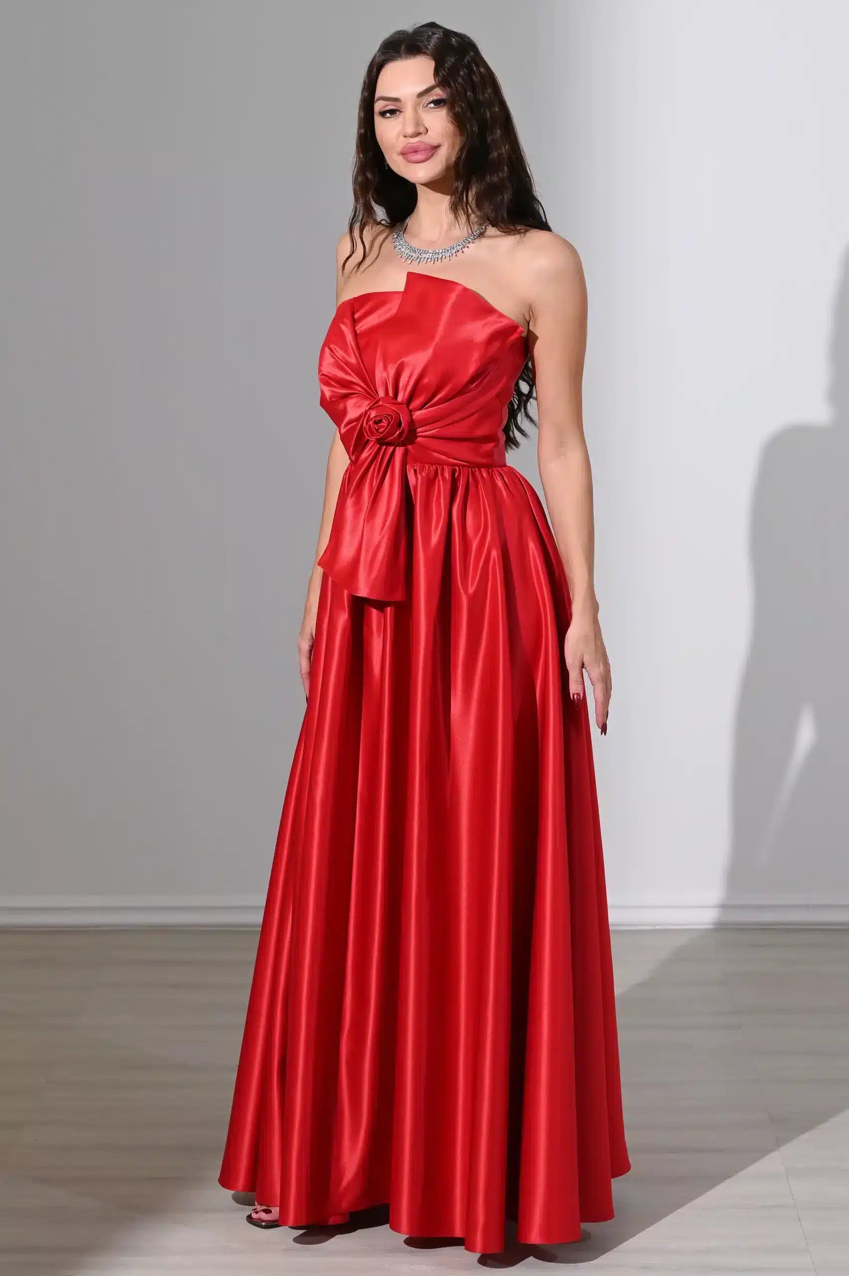 rose detailed strapless satin dress ED0775 / 465 AED
