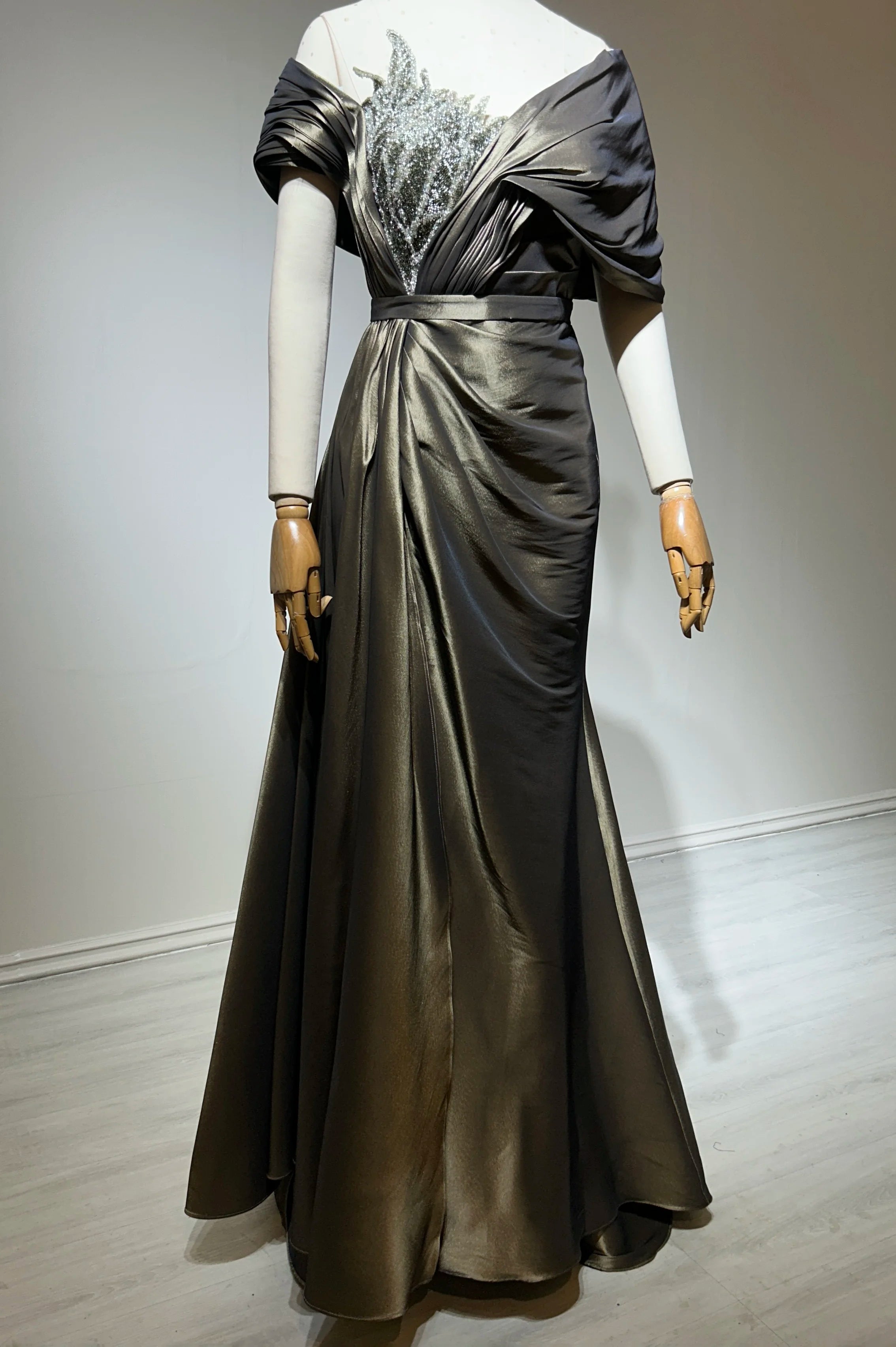 Detailed Sequin Bust Taffeta Dress