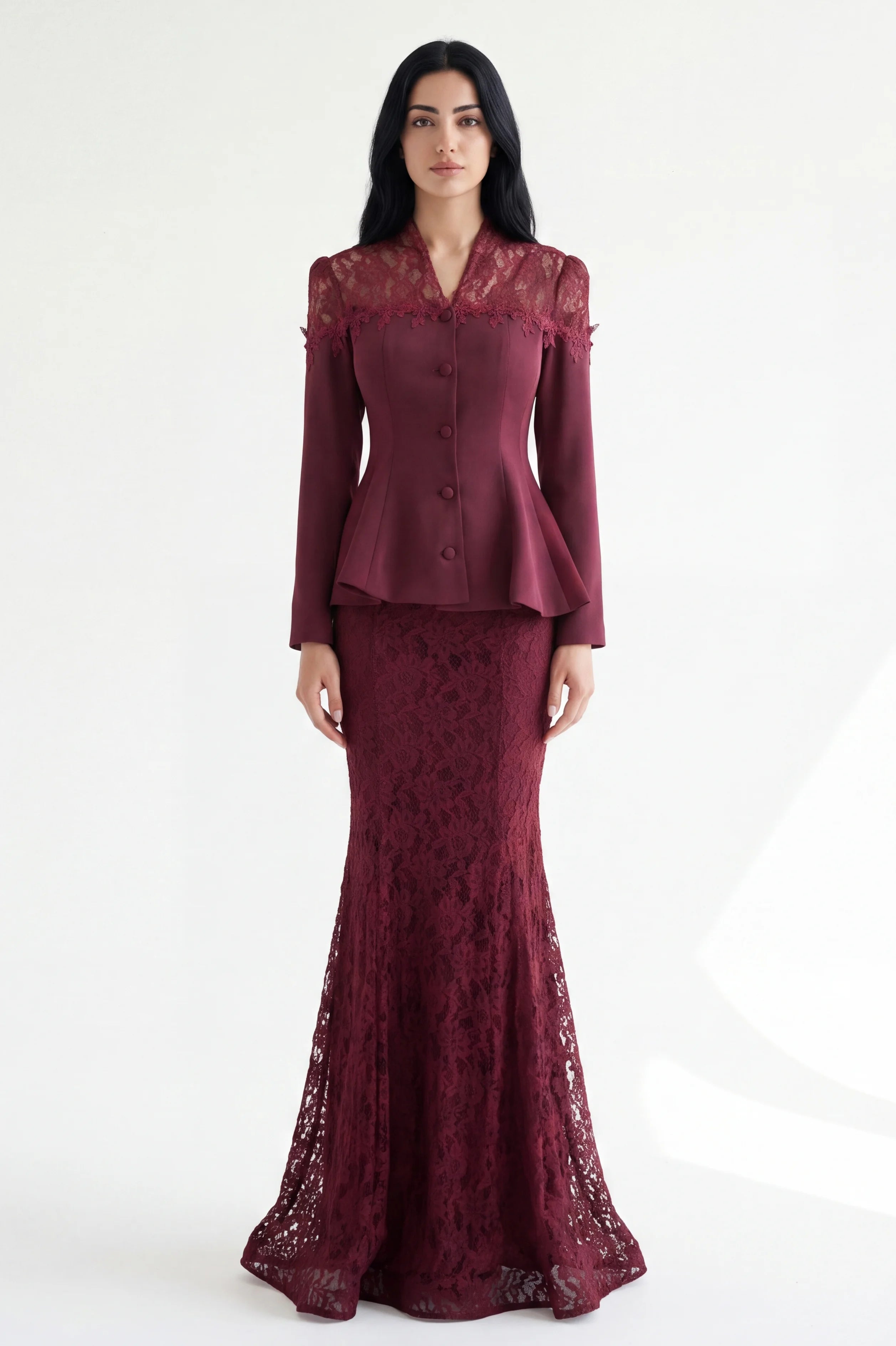 V-Neck Flower Details Dantel Set