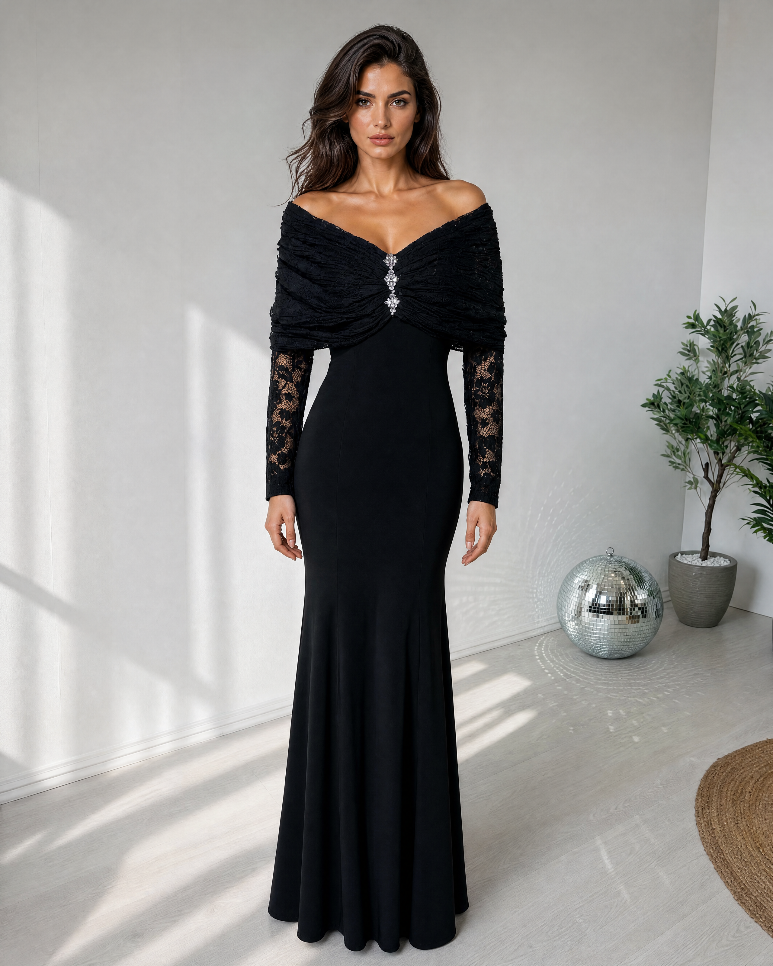 Off Shoulder Gathered Dantel Bust Crepe Dress