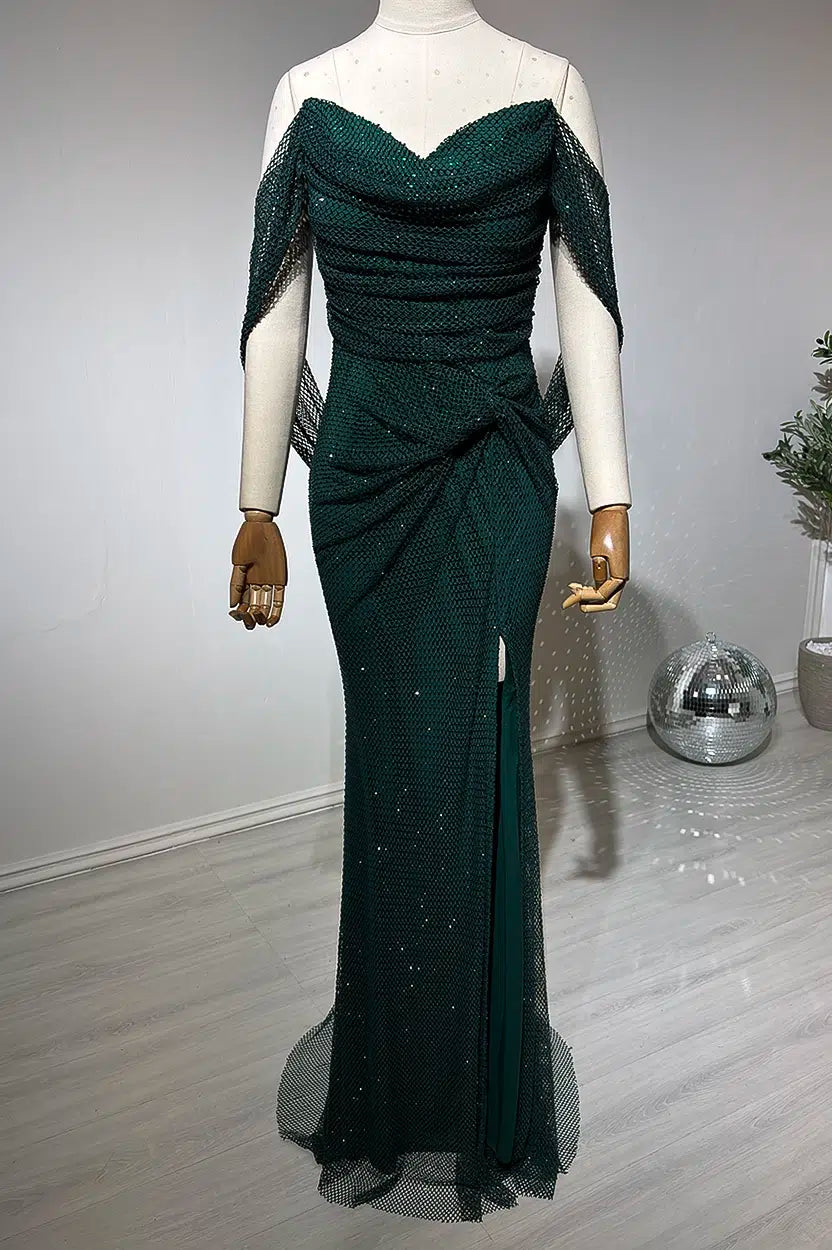 فستان شبكي مكشكش الصدر ومزين بالكريستال عند الكتفين