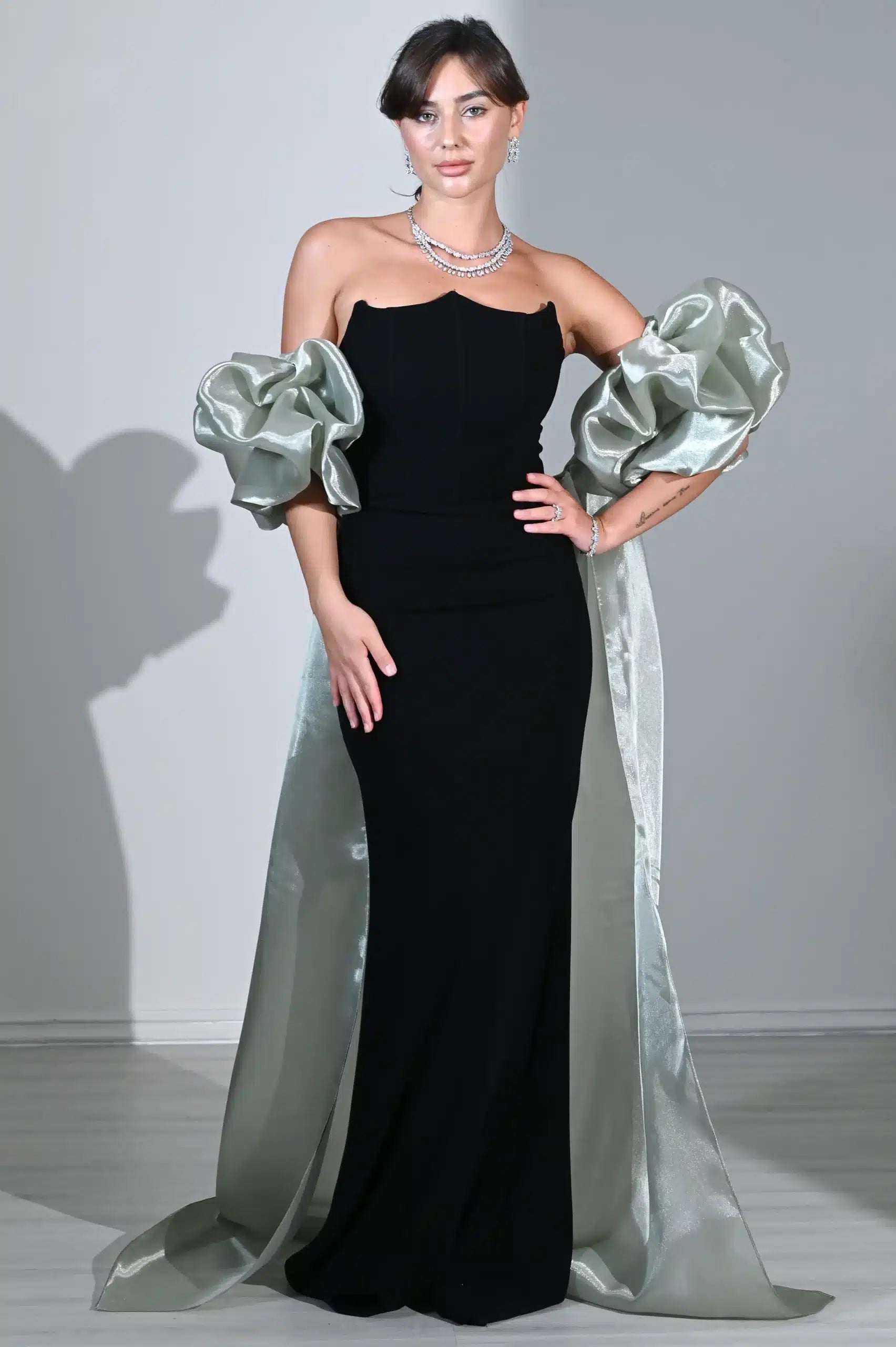 Puff Sleeves 2 PCS Crepe Dress