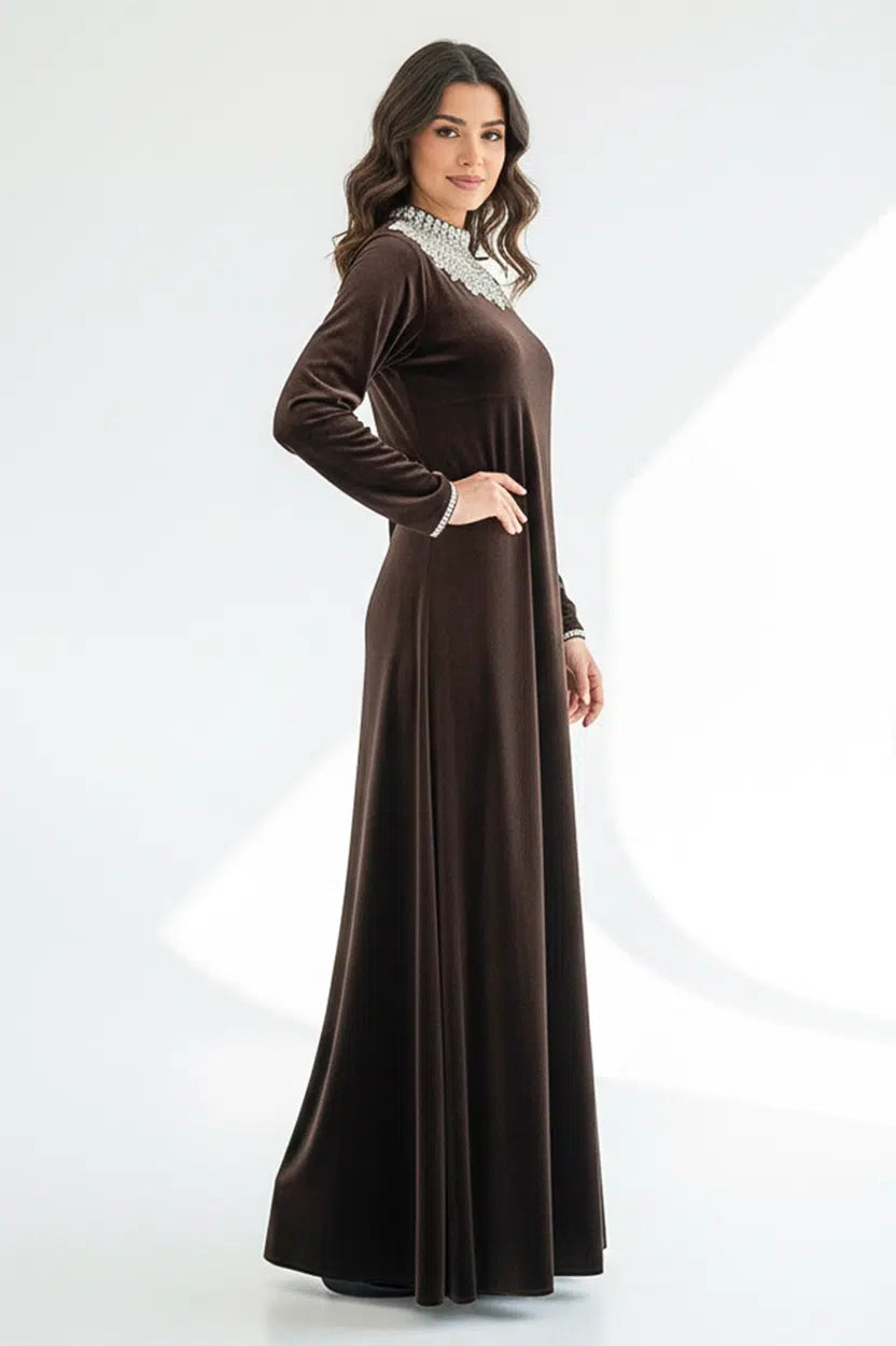 Stones Neck Velvet Jalabiya