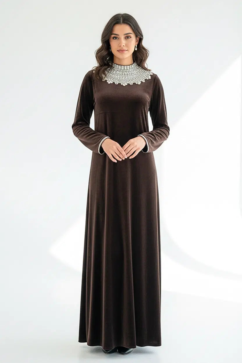 Stones Neck Velvet Jalabiya