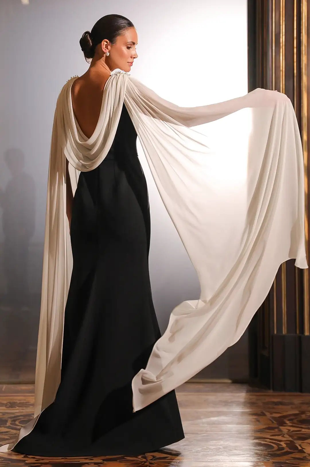 Pearls Shoulder Shawl Crepe Dress