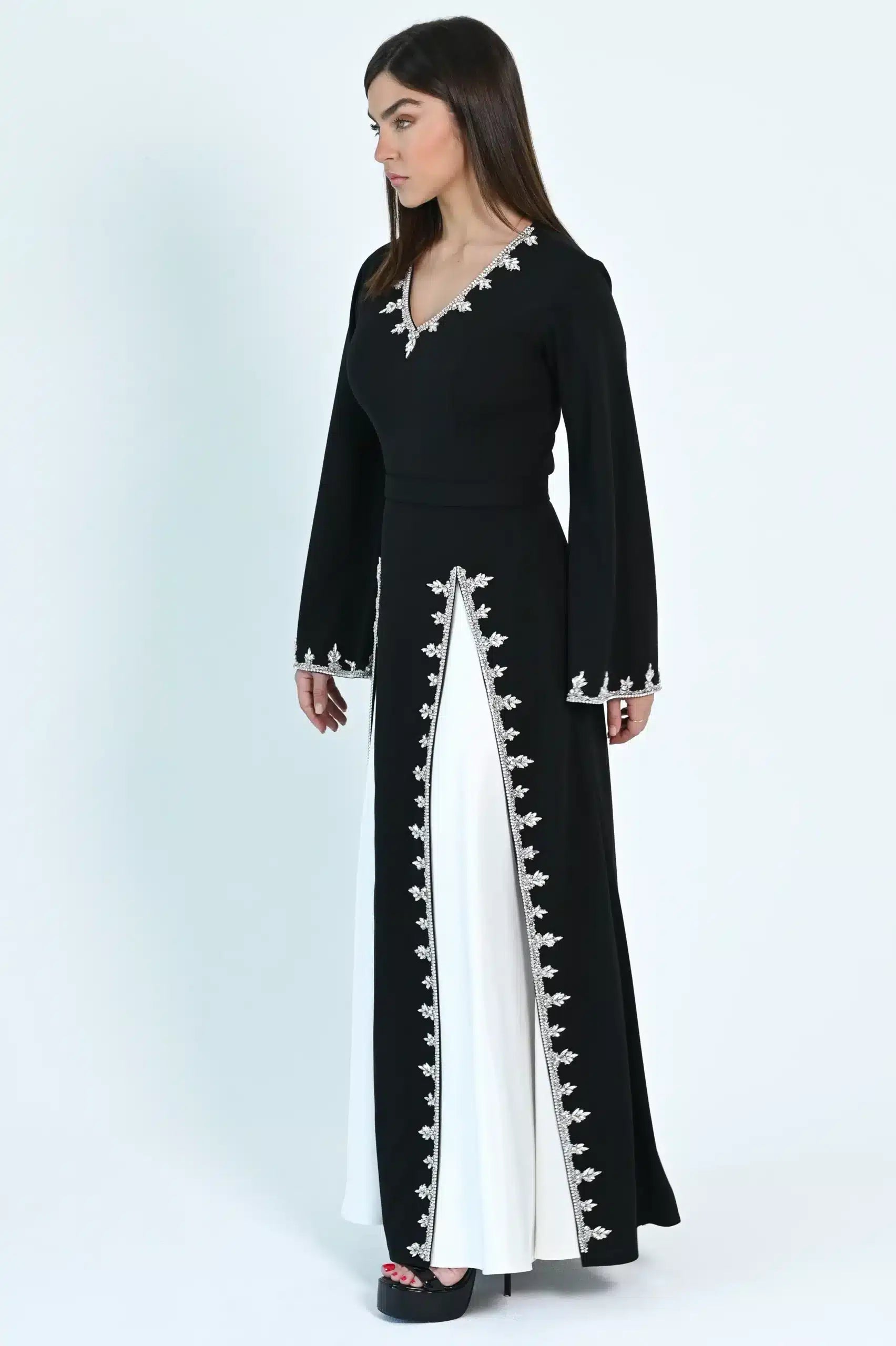 V-Neck 2 Tone Slits Crepe Dress