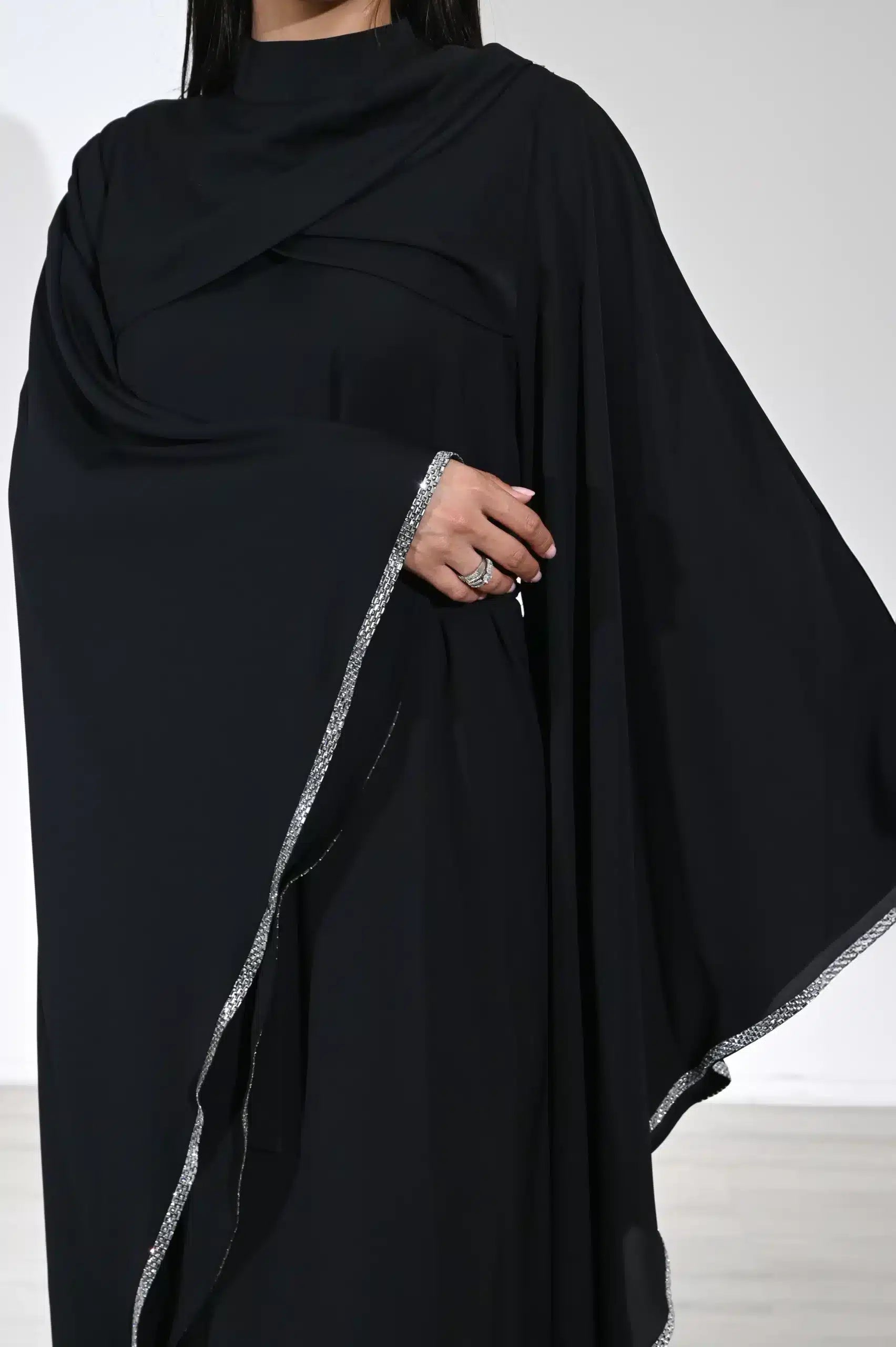 Wrap Bust Crystal Lace Jalabiya